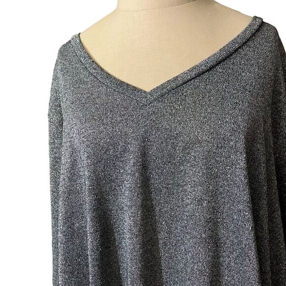 Faded Glory Silver Shimmer Top / SZ: 4X (26W-28W) - Picture 2 of 8